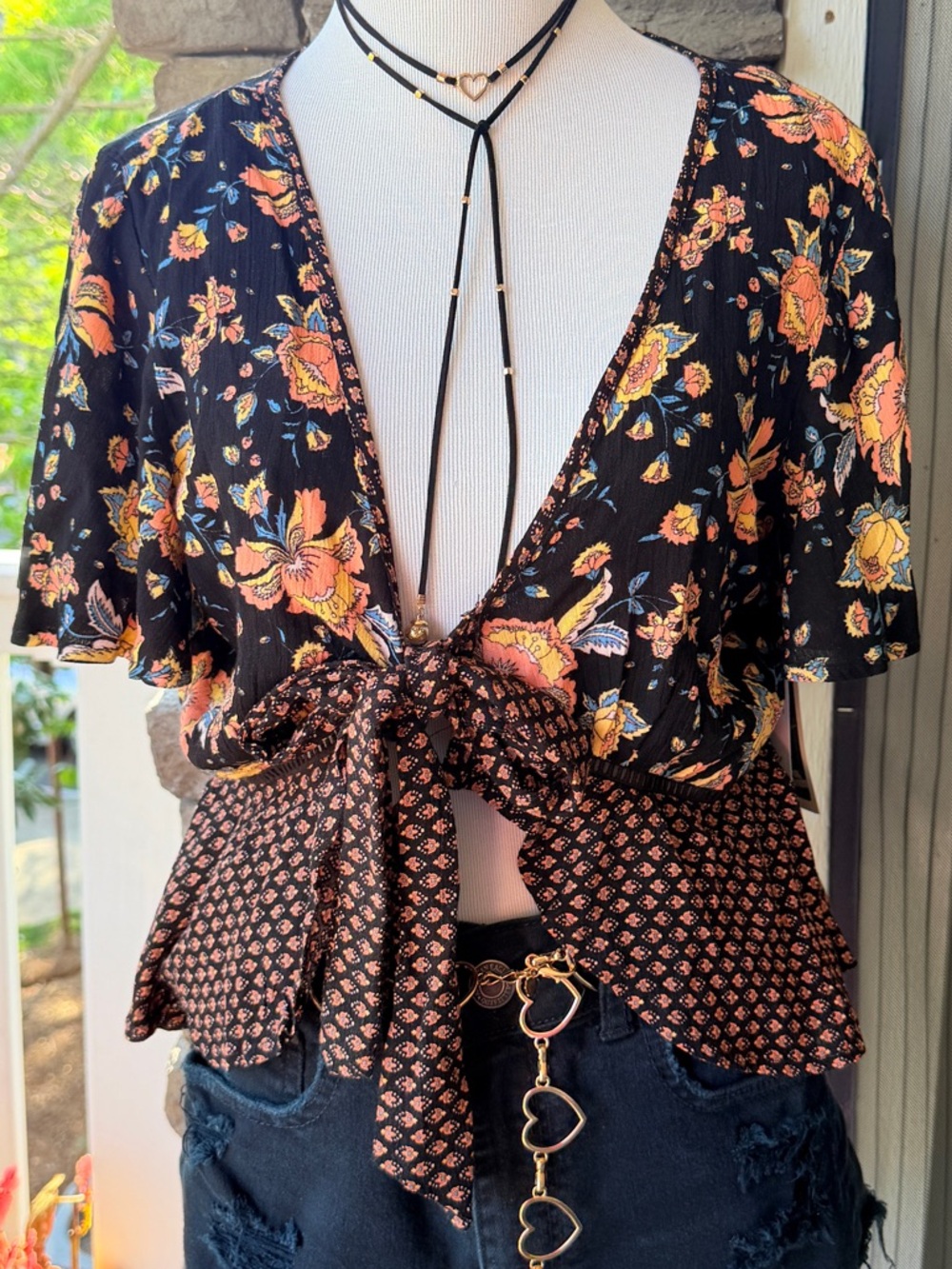 Band of Gypsies Black Floral Tie-Front Crop Top with Peach & Yellow Flowers